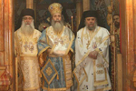 Ο Πατριάρχης με τους συλλειτουργούντες Αρχιεπ. Κωνσταντίνης και Θαβωρίου