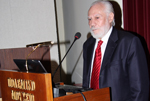 Ο κ. Πέτρος Κυριακίδης κατά τον χαιρετισμό του στο Συνέδριο