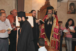 Ο Μακαριώτατος ψάλλει την ακολουθία του Ακαθίστου ύμνου.