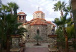 Ο Ιερός Ναός του Αγίου Νικολάου εντός της Ιεράς Μονής