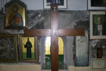 Ο Σταυρός και Ιερές εικόνες στον Ιερό Ναό της Αγίας Δύναμης